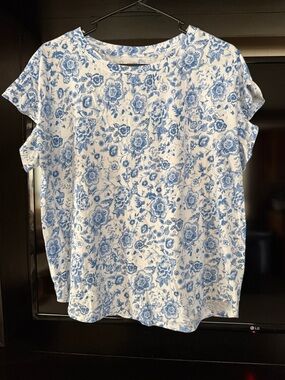 crown & ivy White Tee with Blue Floral Print